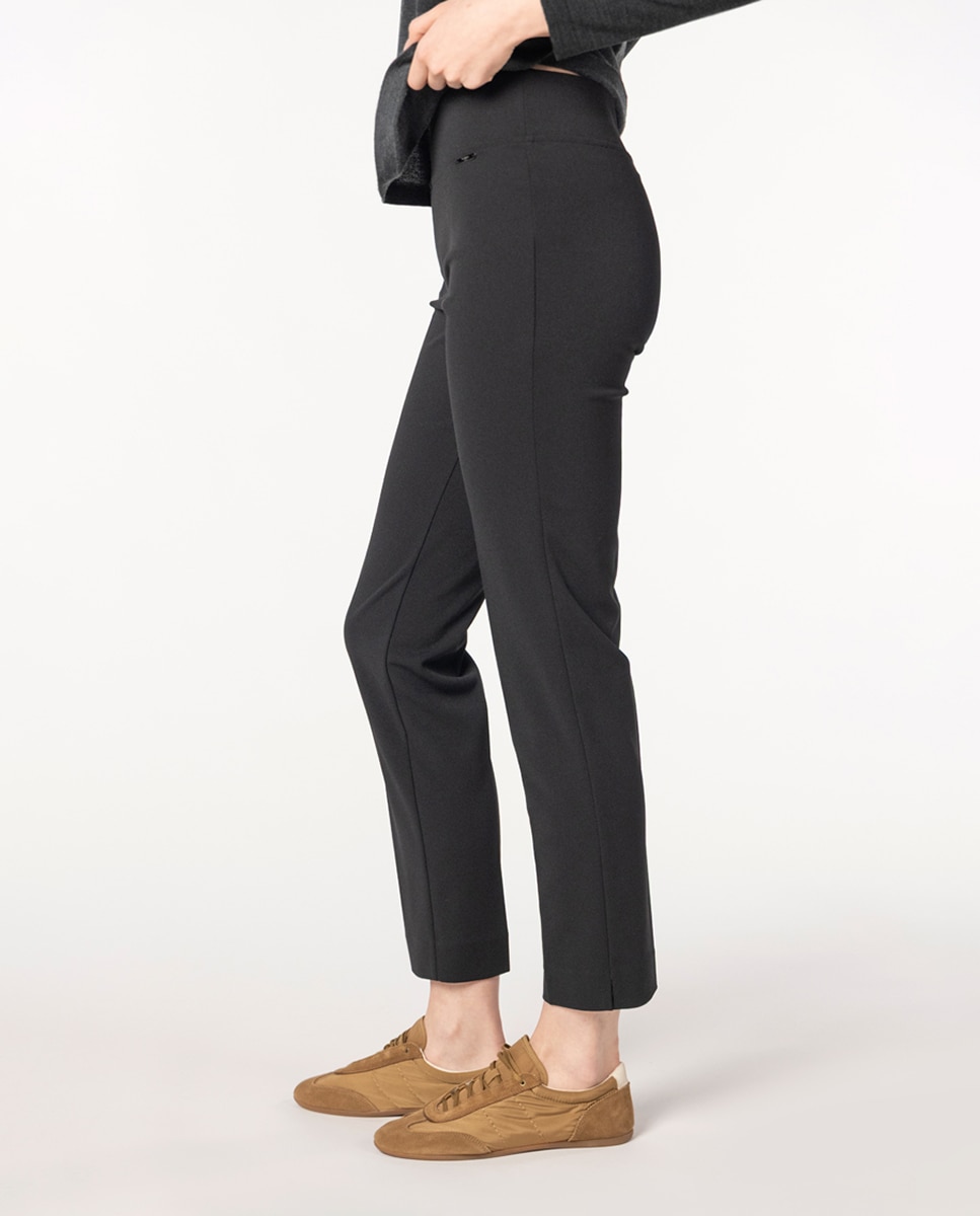 Calças Skinny de Crepe Duplo Elástico Preto-2