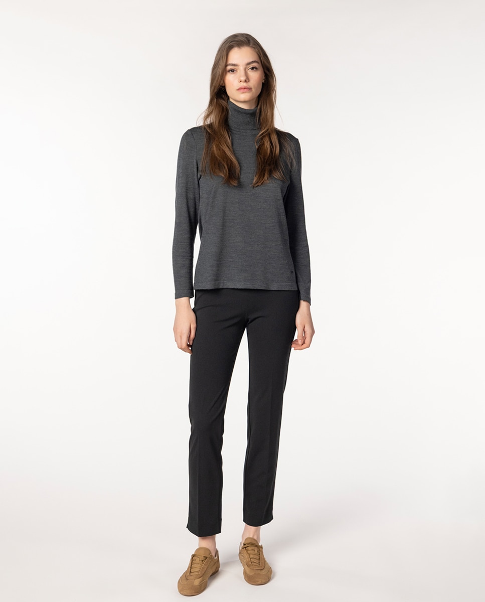 Calças Skinny de Crepe Duplo Elástico Preto-4