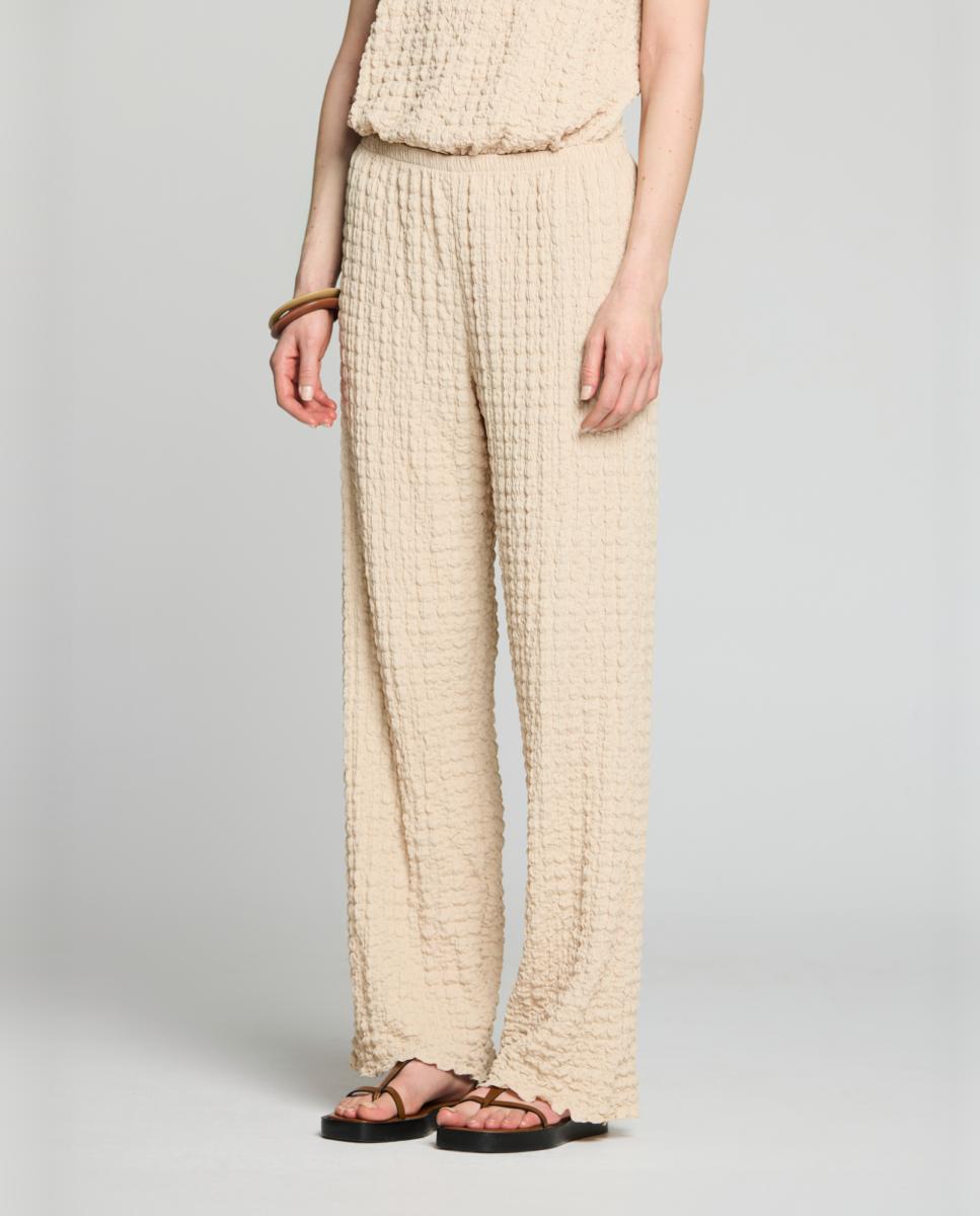 Imagem 0 de Calças Fluidas com Textura