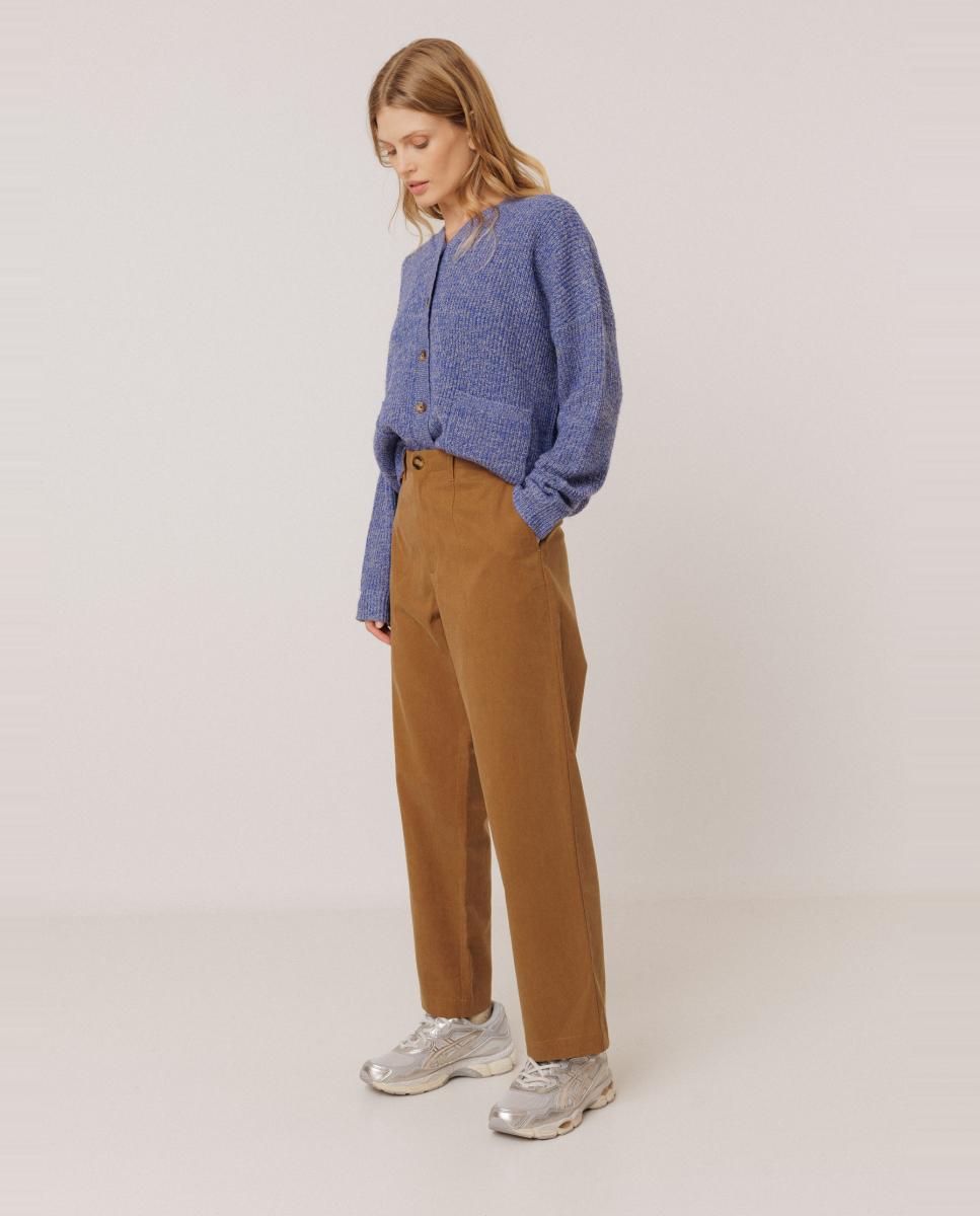 Pantalón de mujer largo chino lucas - Indi & Cold - Camel Camel-1