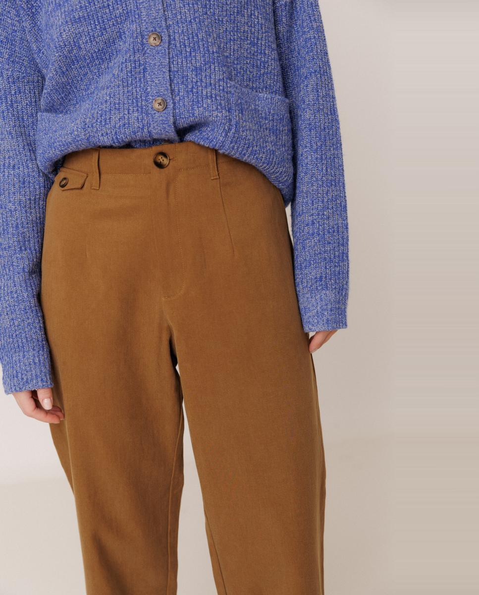 Pantalón de mujer largo chino lucas - Indi & Cold - Camel Camel-2