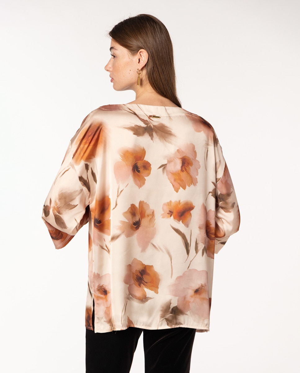 Blusa de Cetim com Estampado Floral e Decote à Barco Rosa-claro-2