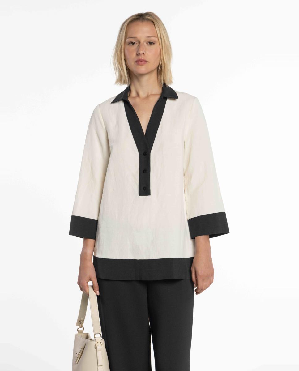 Imagem 0 de Blusa Bicolor com Gola.