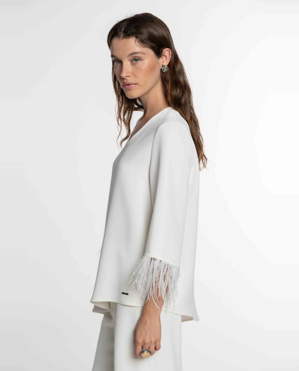 Blusa de Crepe Duplo com Plumas Cru-3