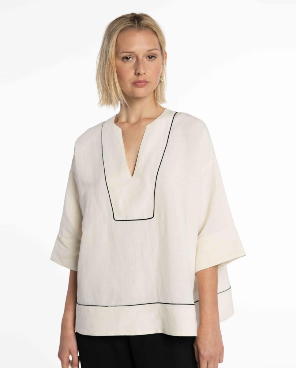 Imagem 0 de Blusa de Linho com Vivos em Contraste