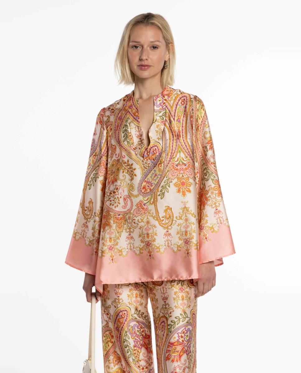 Imagem 0 de Blusa de Cetim com Estampado Paisley