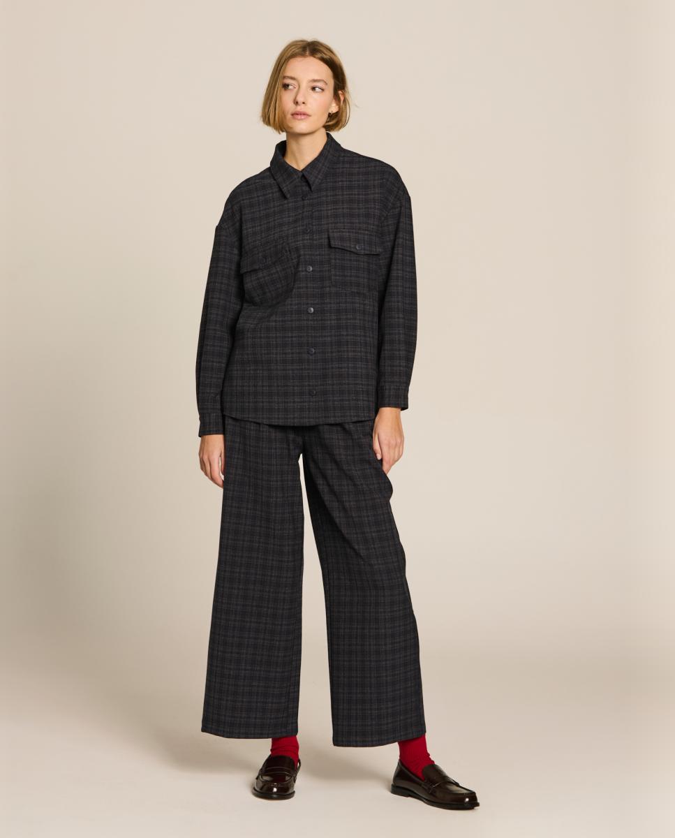 Imagen 0 de Sobre camisa de mujer cuadros Gris oscuro