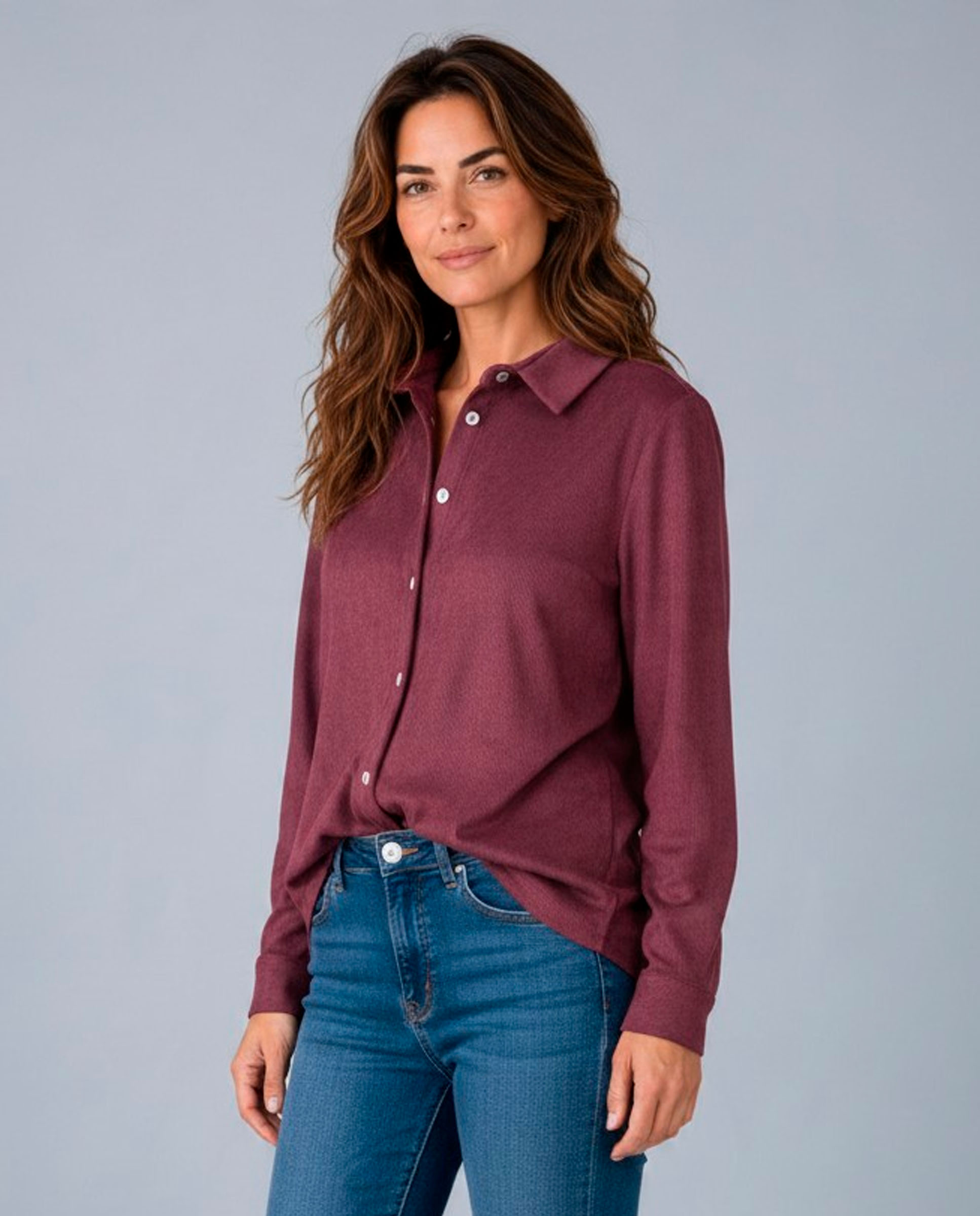 Imagem 0 de Camisa lisa de mulher