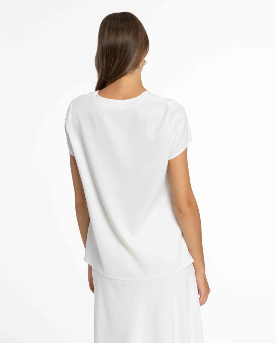 Blusa de Cetim com Manga Curta Cru-2