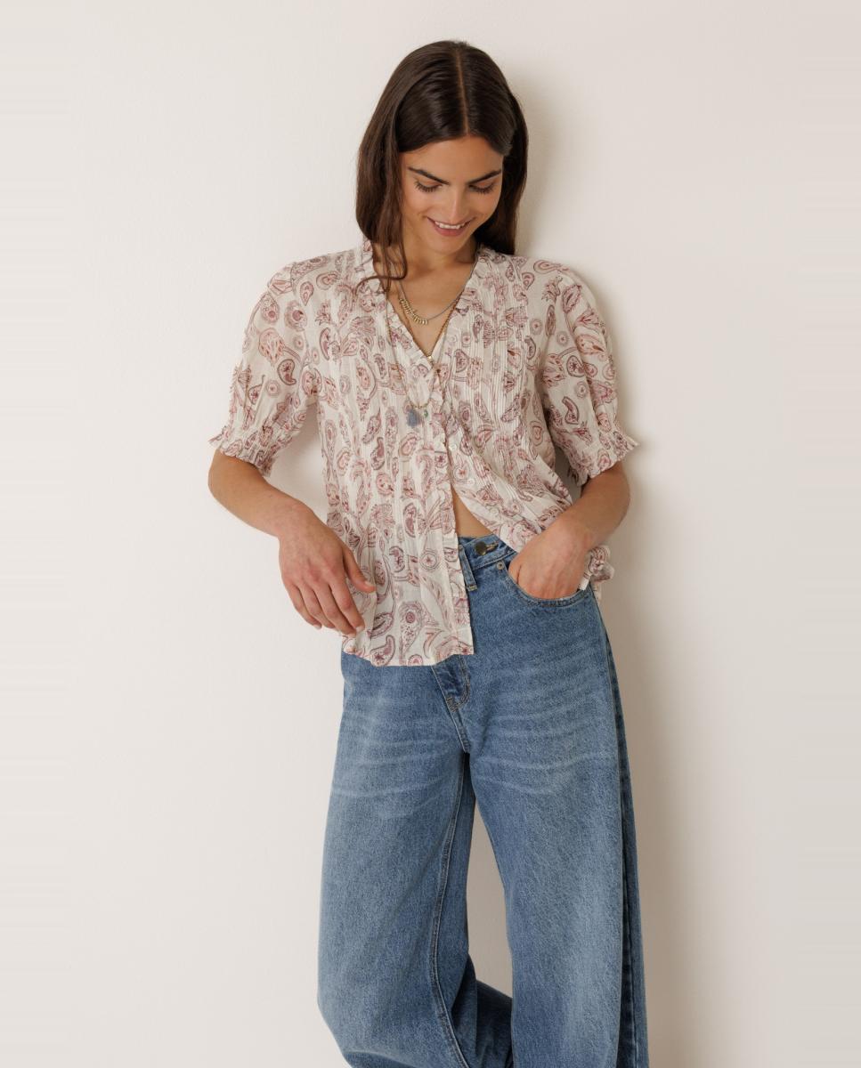Indi & Cold - Camisa de mujer escote pico manga corta.