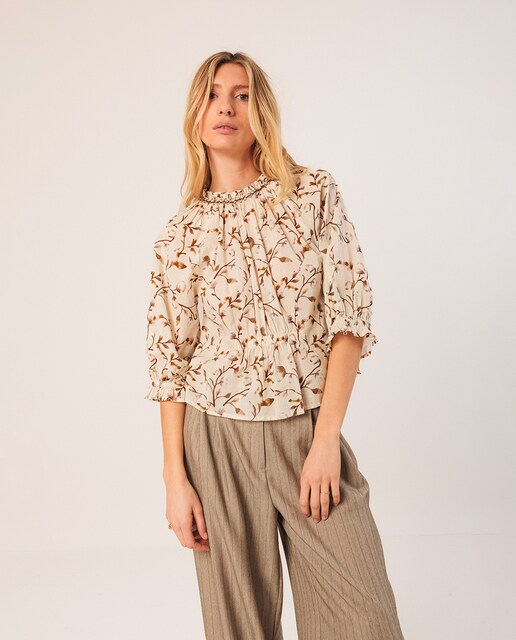 Imagen 0 de Blusa manga francesa cuello redondo