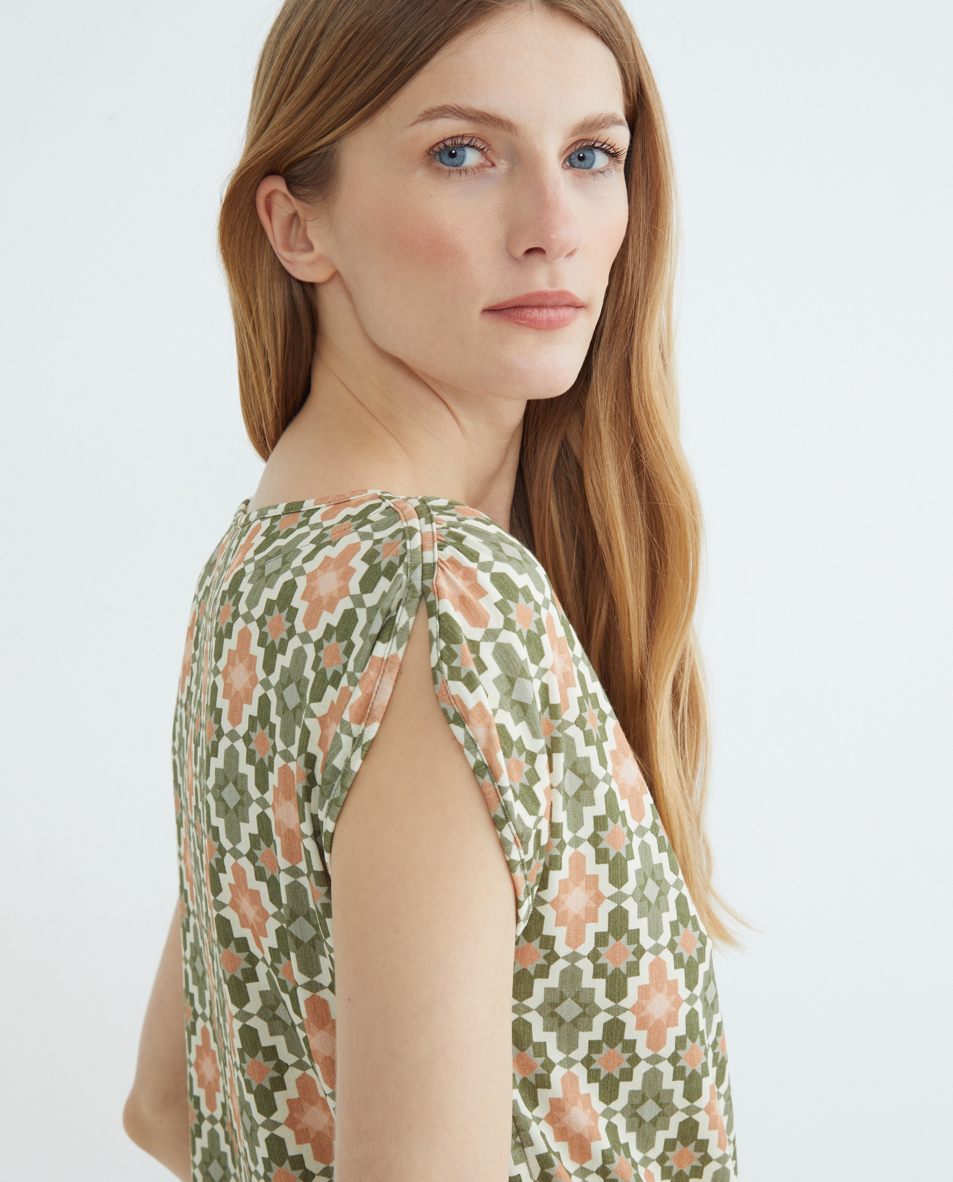 Imagem 0 de T-shirt de Manga Curta e Decote à Barco