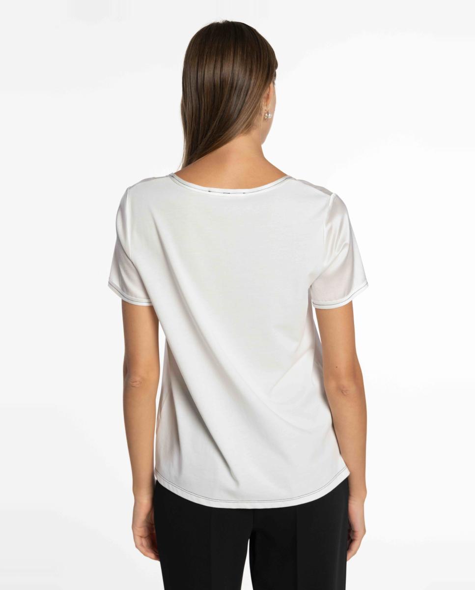 T-shirt que Combina Cetim e Malha Circular. Cru-2