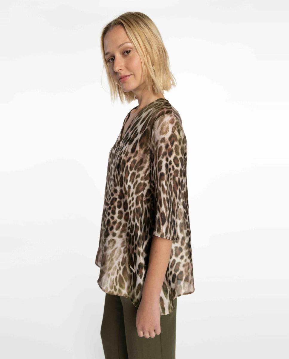 Blusa de Cetim com Animal Print Verde pardo-3