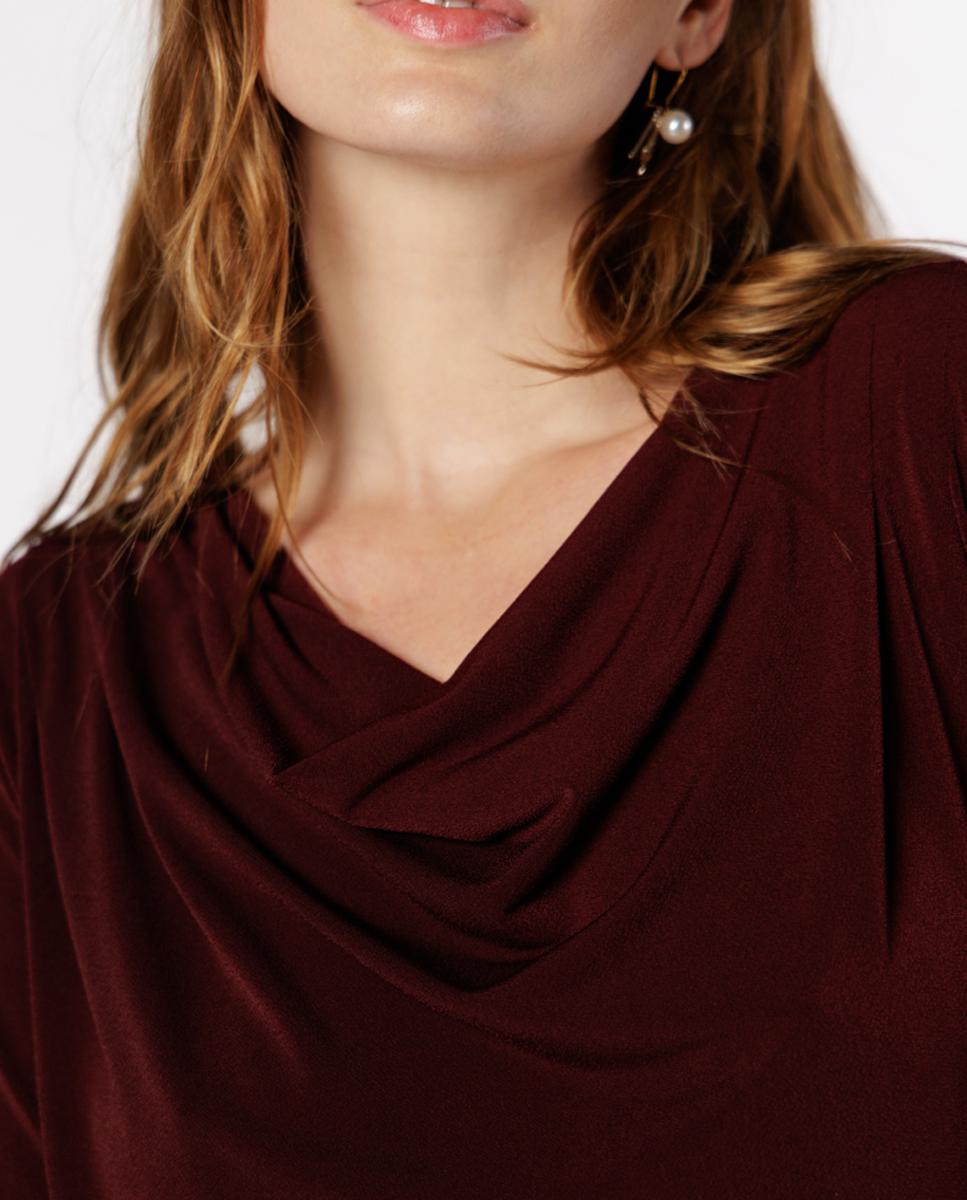 T-shirt com Decote Drapeado Bordeaux-4