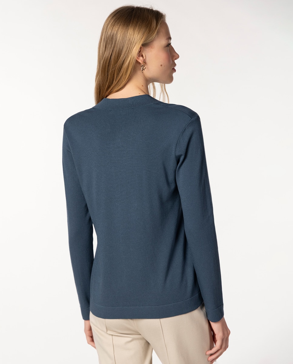 Camisola de Ponto Liso de Viscose com Decote em Bico. Azul-2