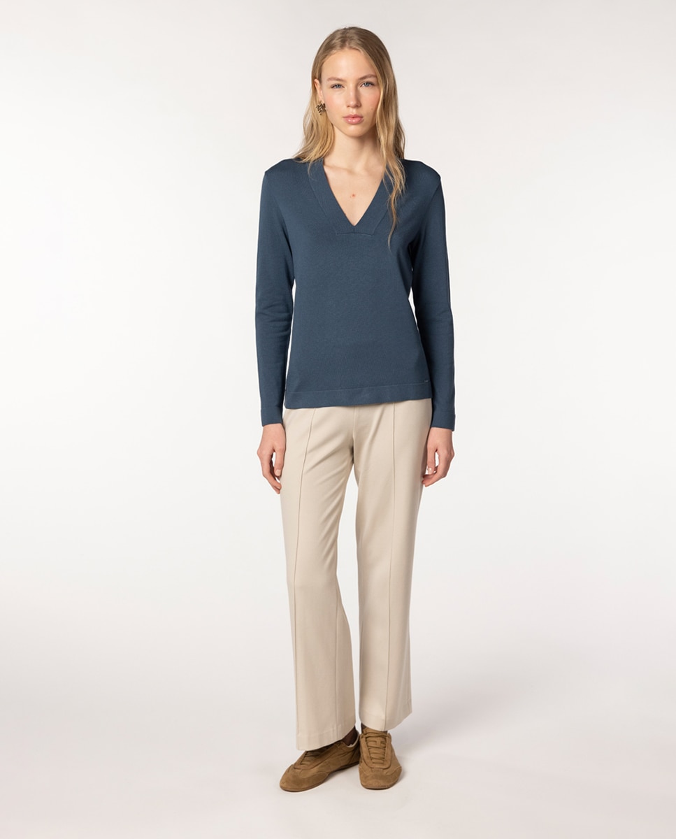 Camisola de Ponto Liso de Viscose com Decote em Bico. Azul-5