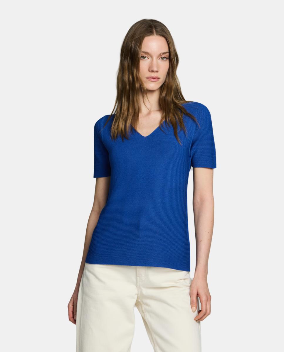 Camisola de malha com decote em bico e manga curta. Azul-índigo-1