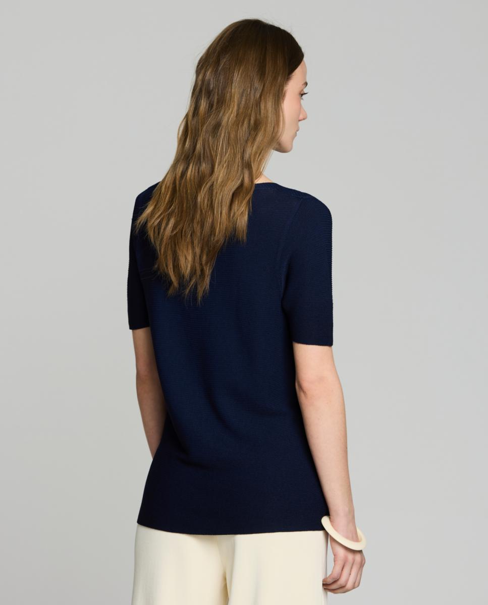 Camisola de malha com decote em bico e manga curta. Azul-marinho-2