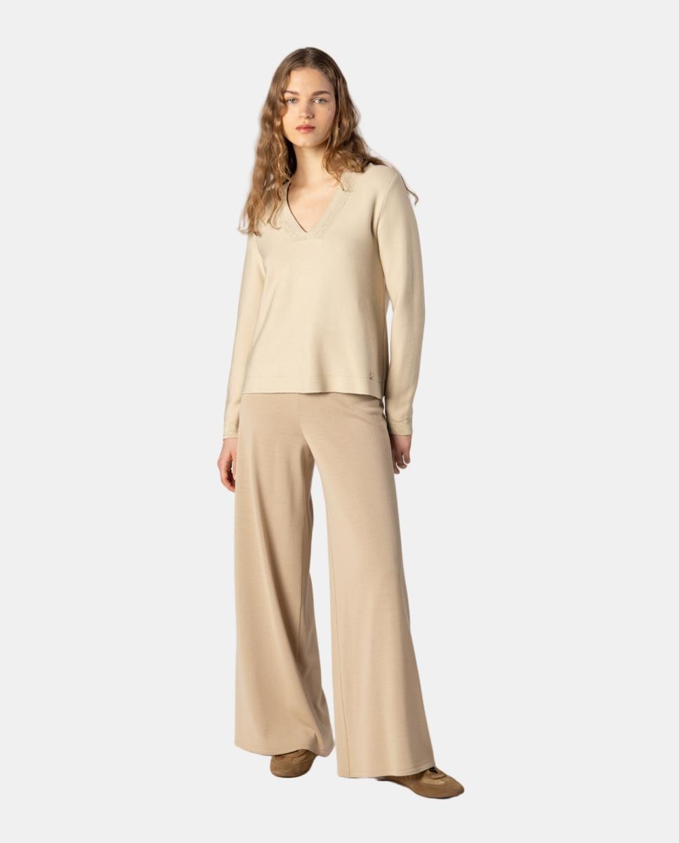 Camisola de Malha para Mulher em Ponto Musgo com Lamé Dourado no Decote e Punhos Pedra-3