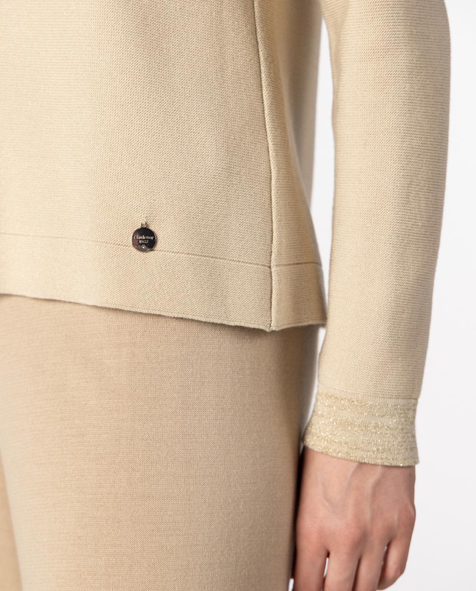 Camisola de Malha para Mulher em Ponto Musgo com Lamé Dourado no Decote e Punhos Pedra-4