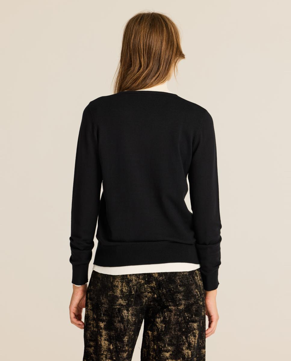 Camisola de Malha de Viscose com Decote em Bico Preto-2