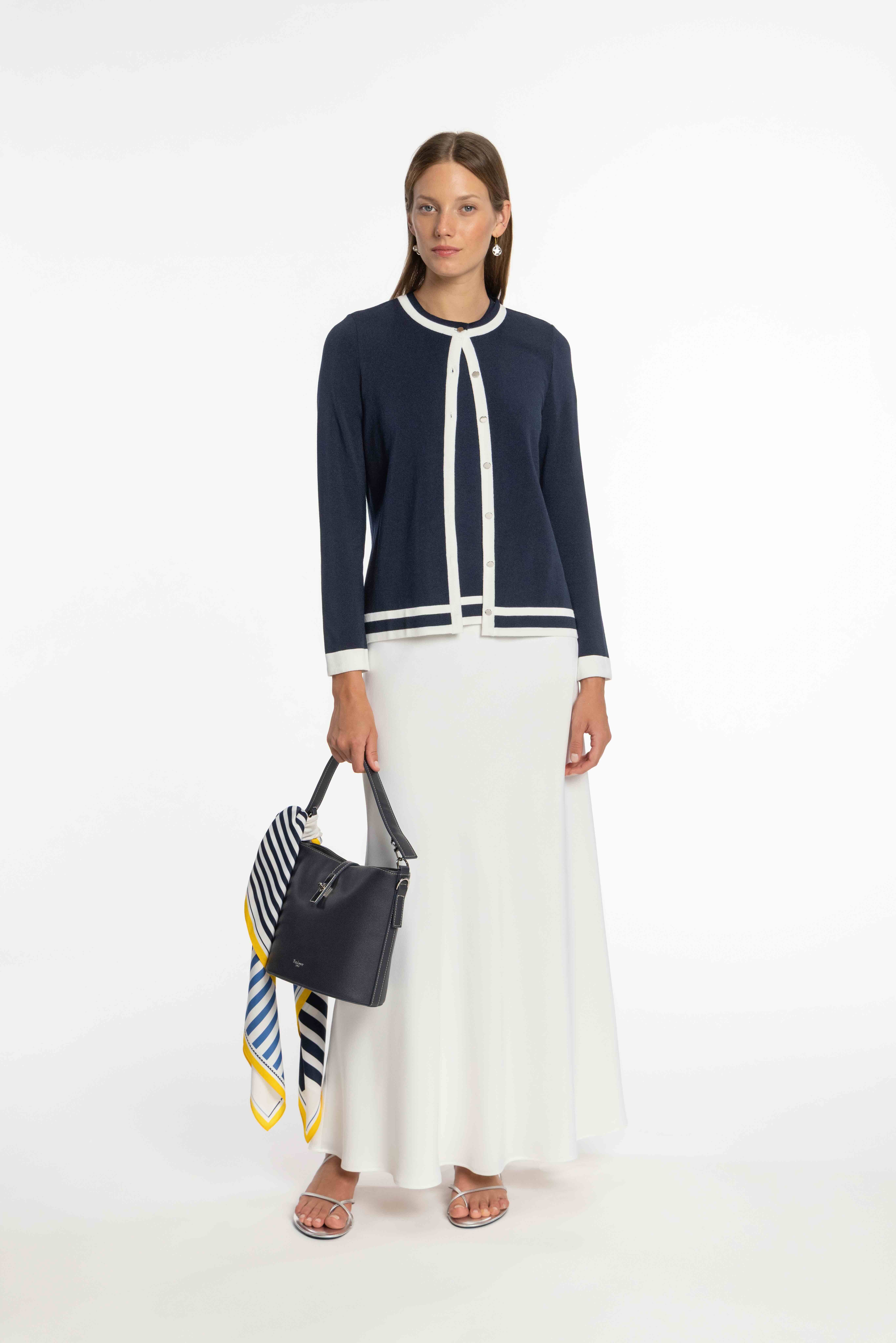 Conjunto de Malha Bicolor com Vivos em Contraste. Azul-marinho-12