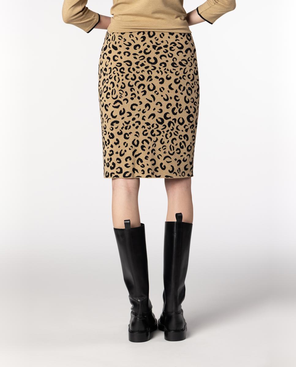 Saia em Malha Jacquard com Inspiração Animal Bege-2