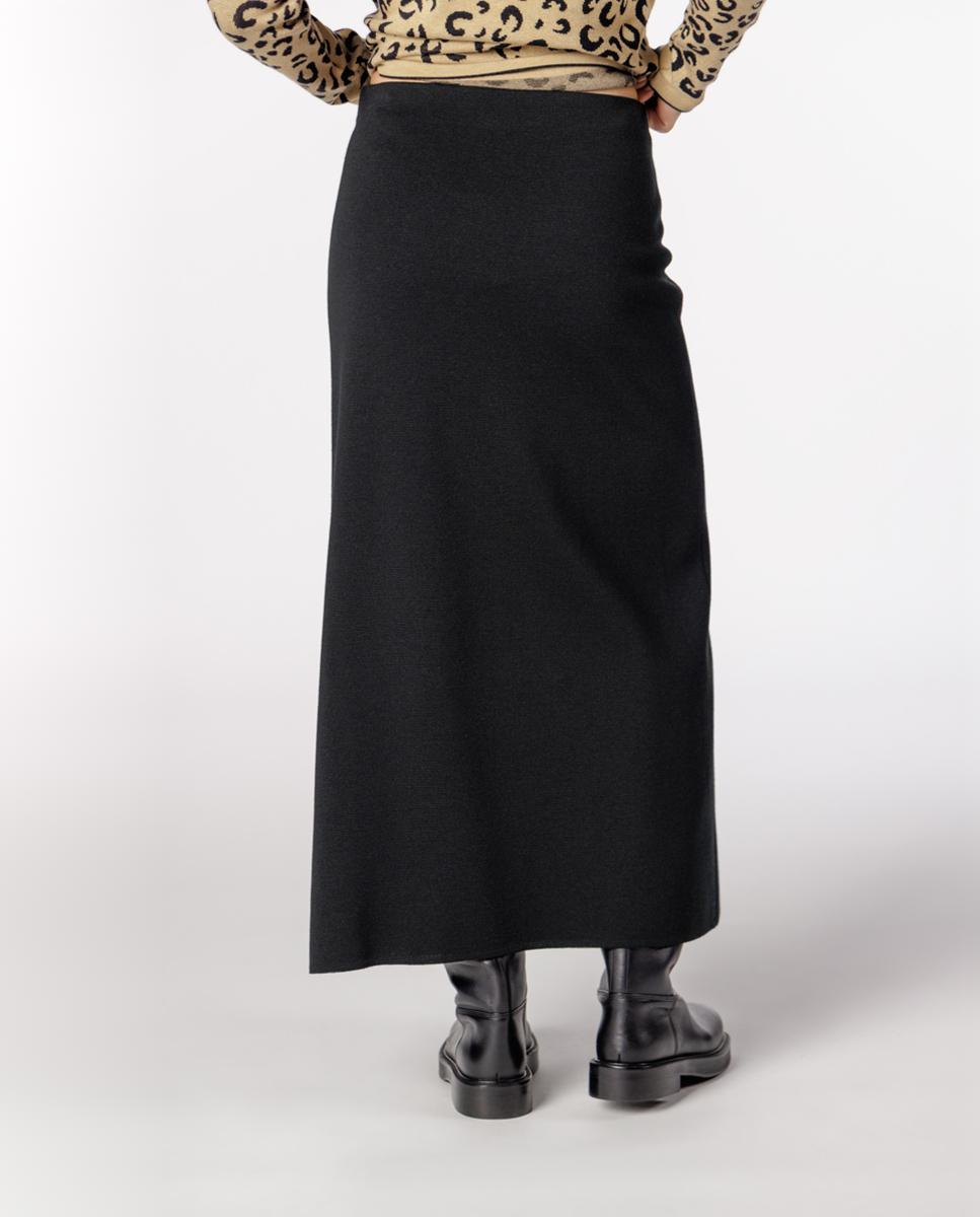 Saia Comprida de Malha Milano com Silhueta Evasé Preto-2