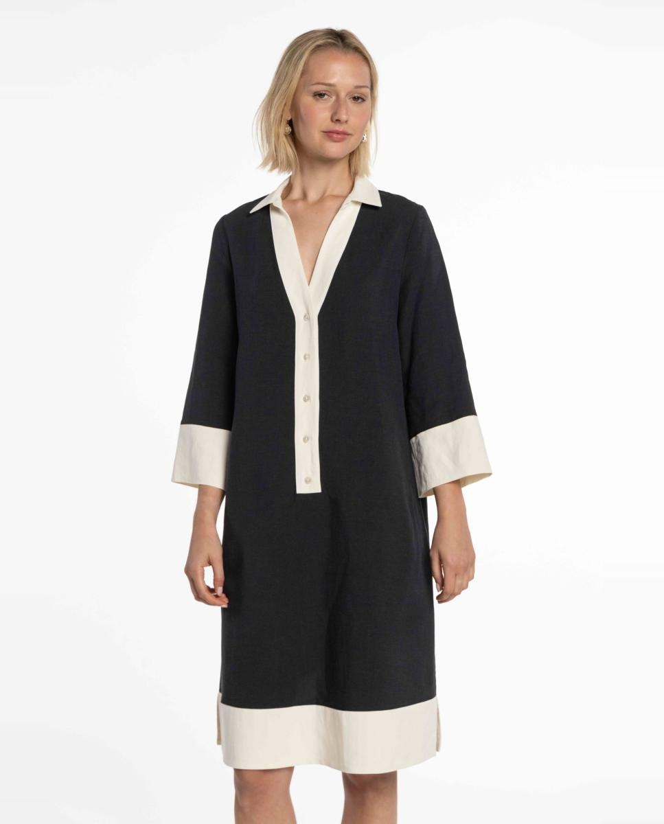 Imagem 0 de Vestido Bicolor com Gola.