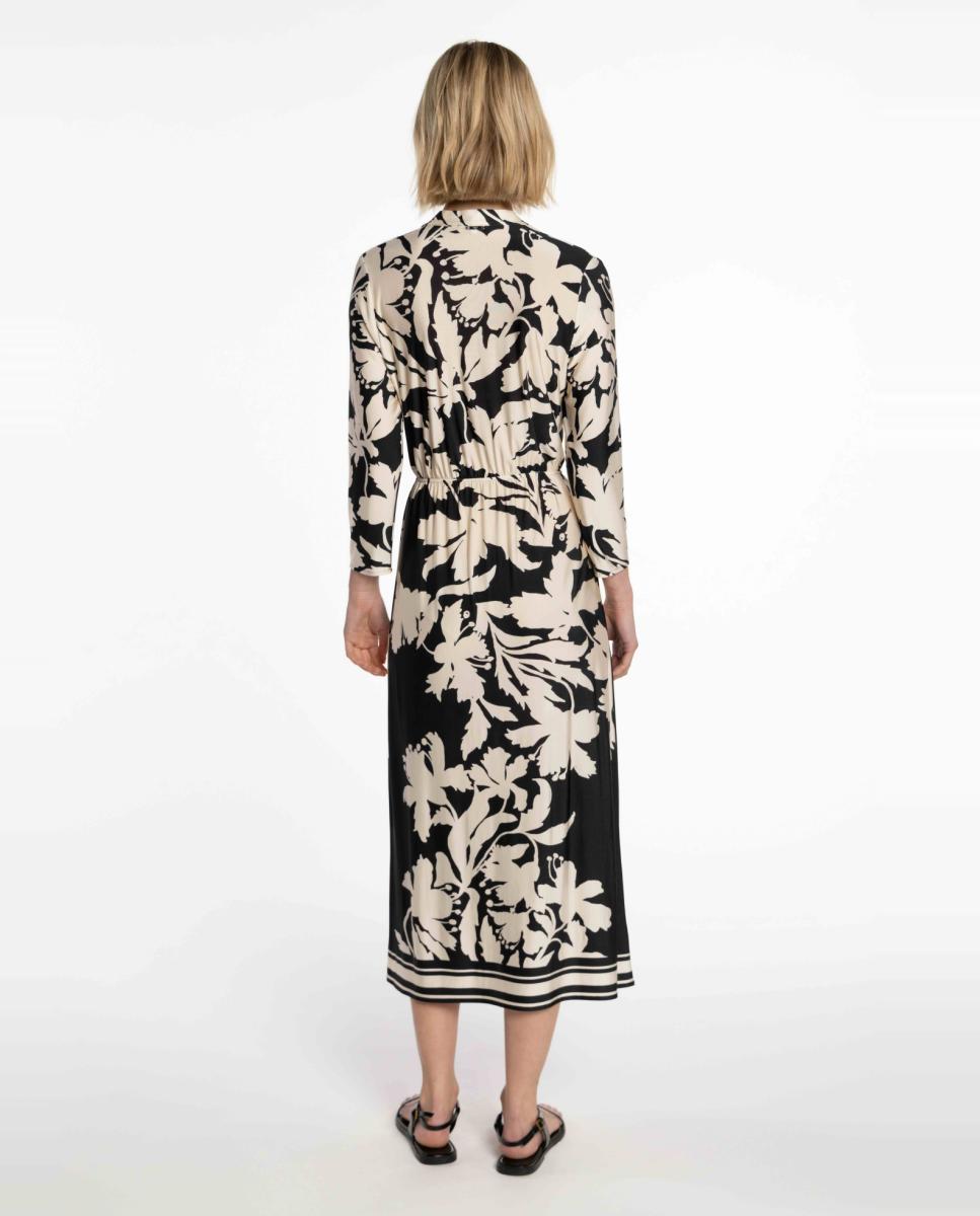 Vestido de Malha Circular com Estampado Floral Preto-2