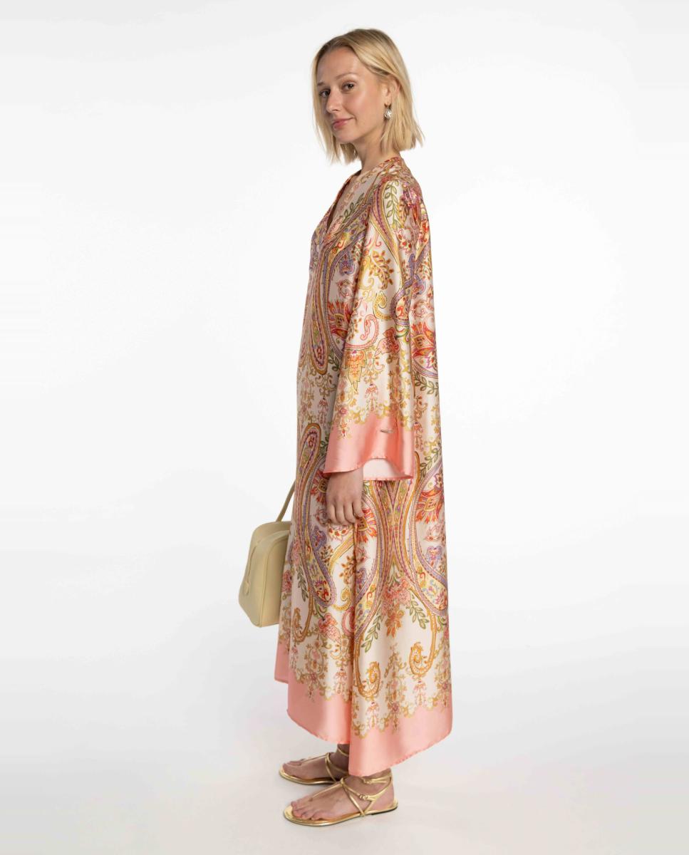 Vestido de Cetim com Estampado Paisley Rosa-3