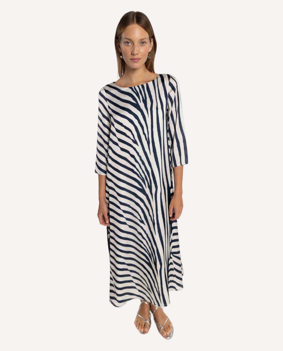 Imagem 0 de Vestido de Cetim com Animal Print.