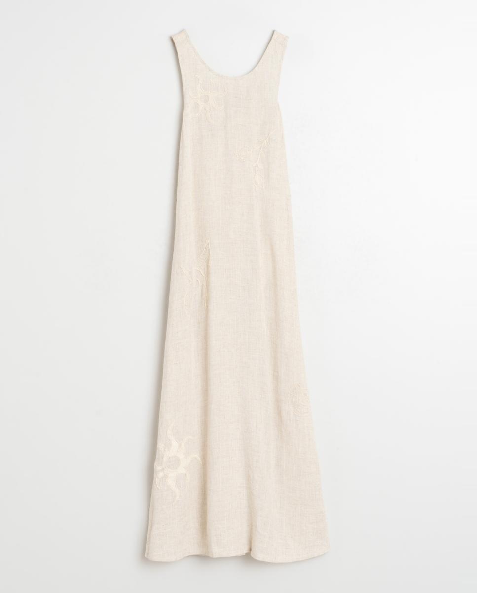 Vestido Maxi sem Mangas e com Decote Redondo Cru-4