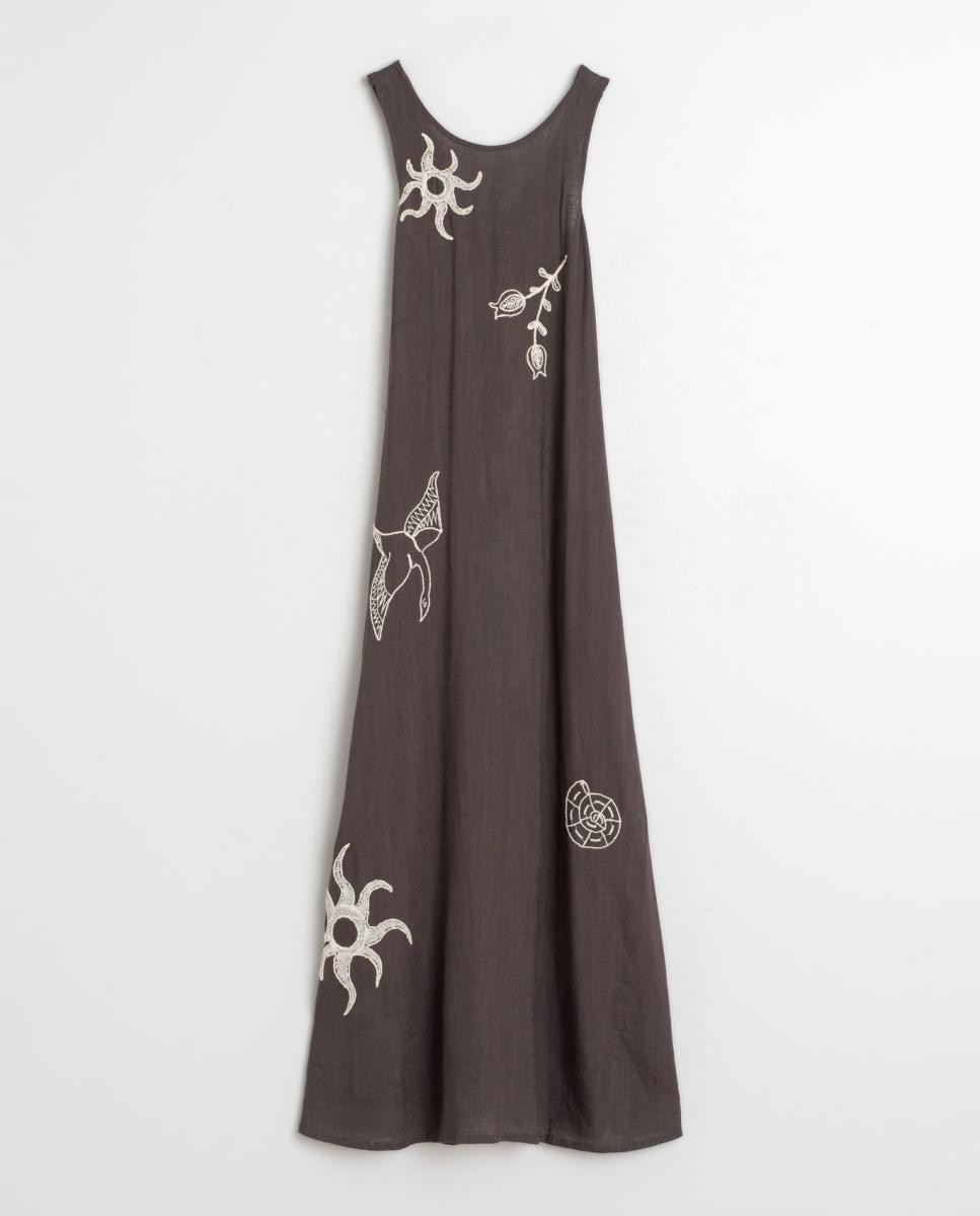 Vestido Maxi sem Mangas e com Decote Redondo Preto-4
