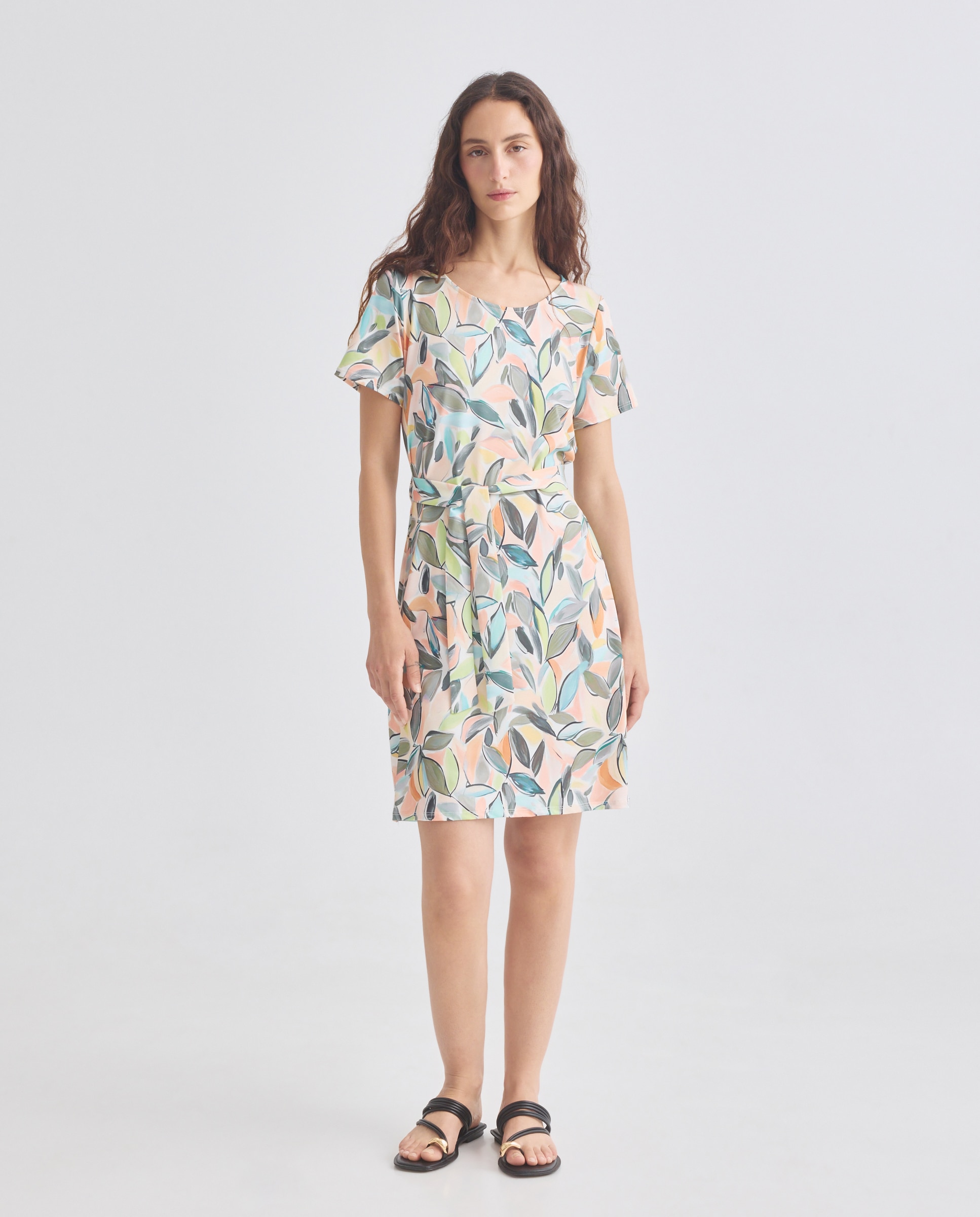 Imagem 0 de Vestido estampado com manga curta