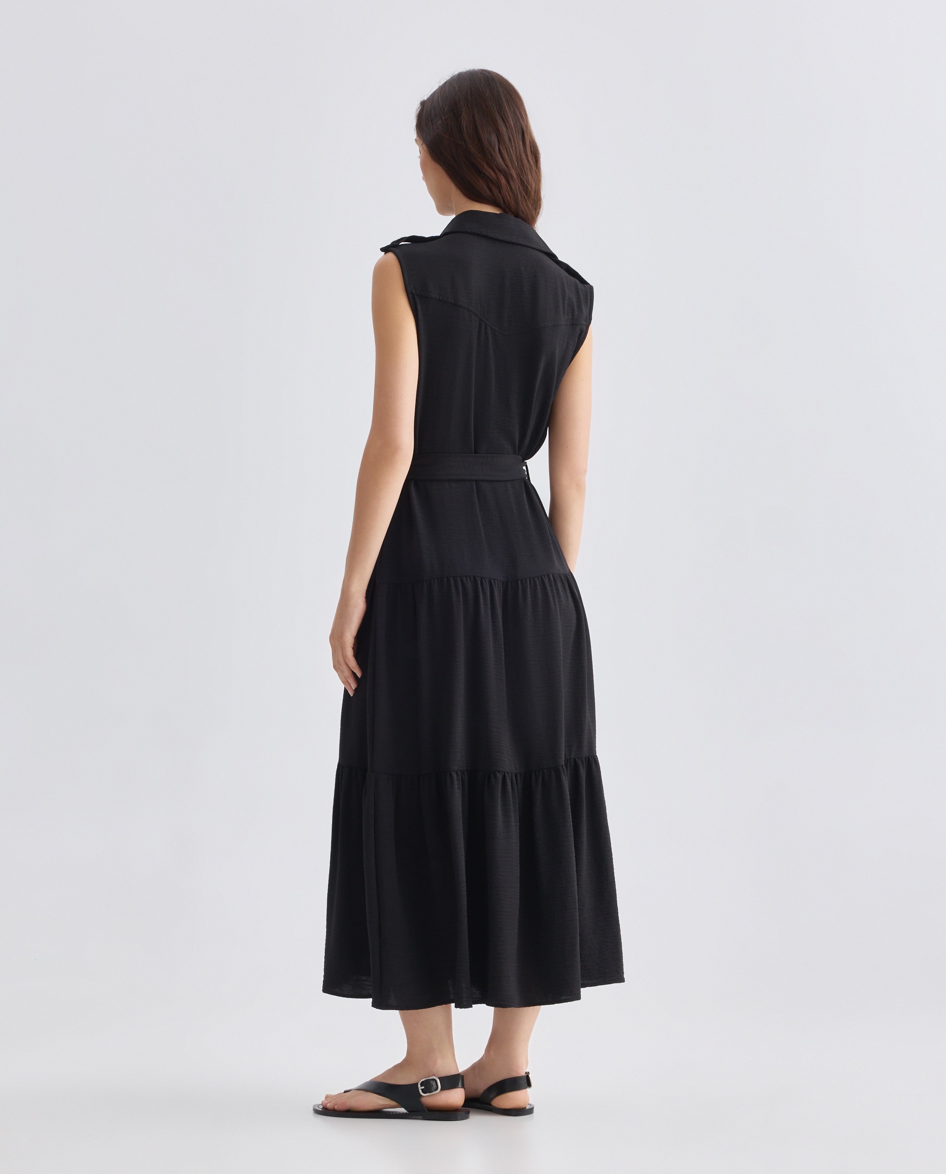 Vestido Liso sem Mangas Preto-3
