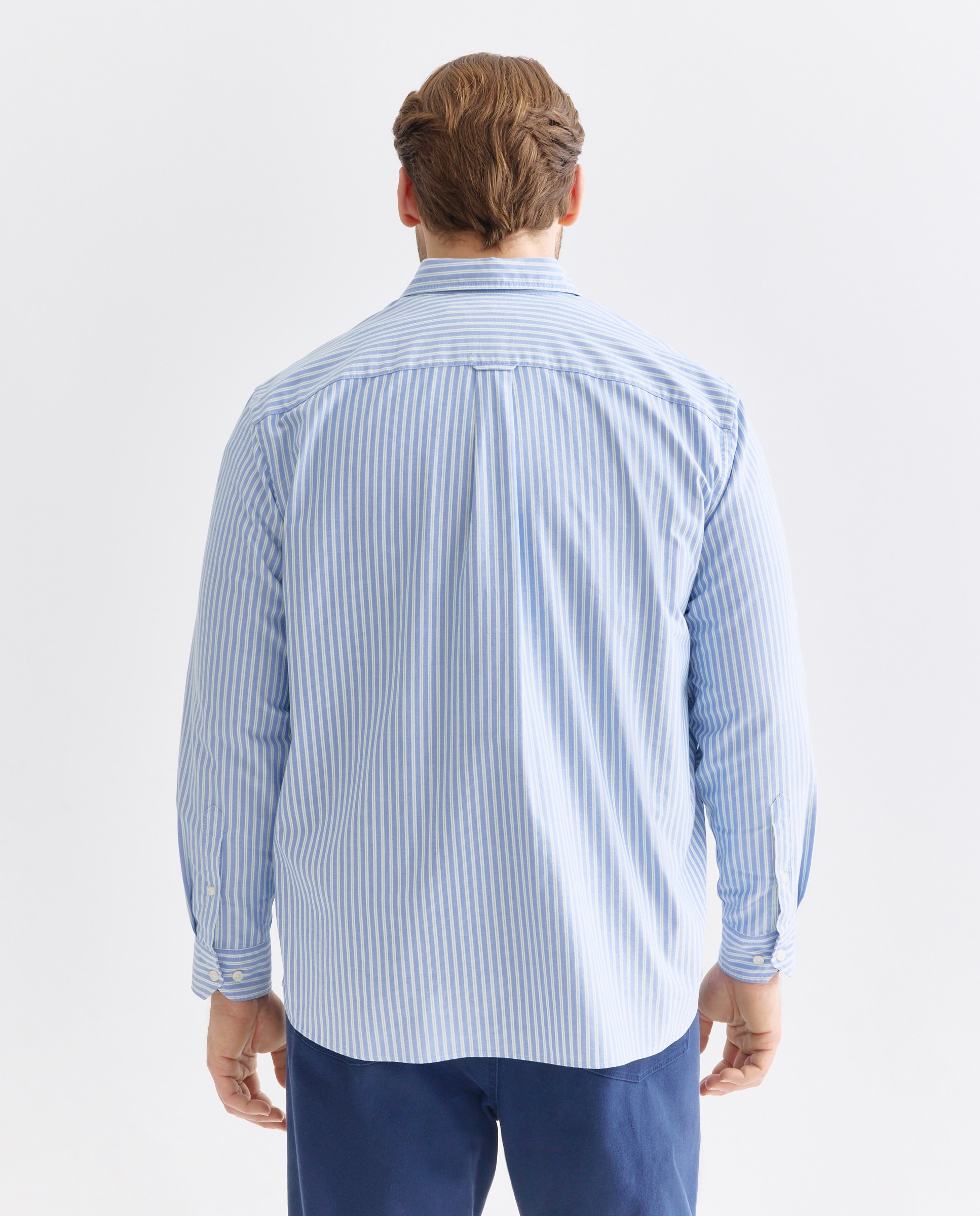 Camisa Casual Tamanhos Grandes Oxford às Riscas com Fundo Colorido Classic Fit Azul-marinho-4