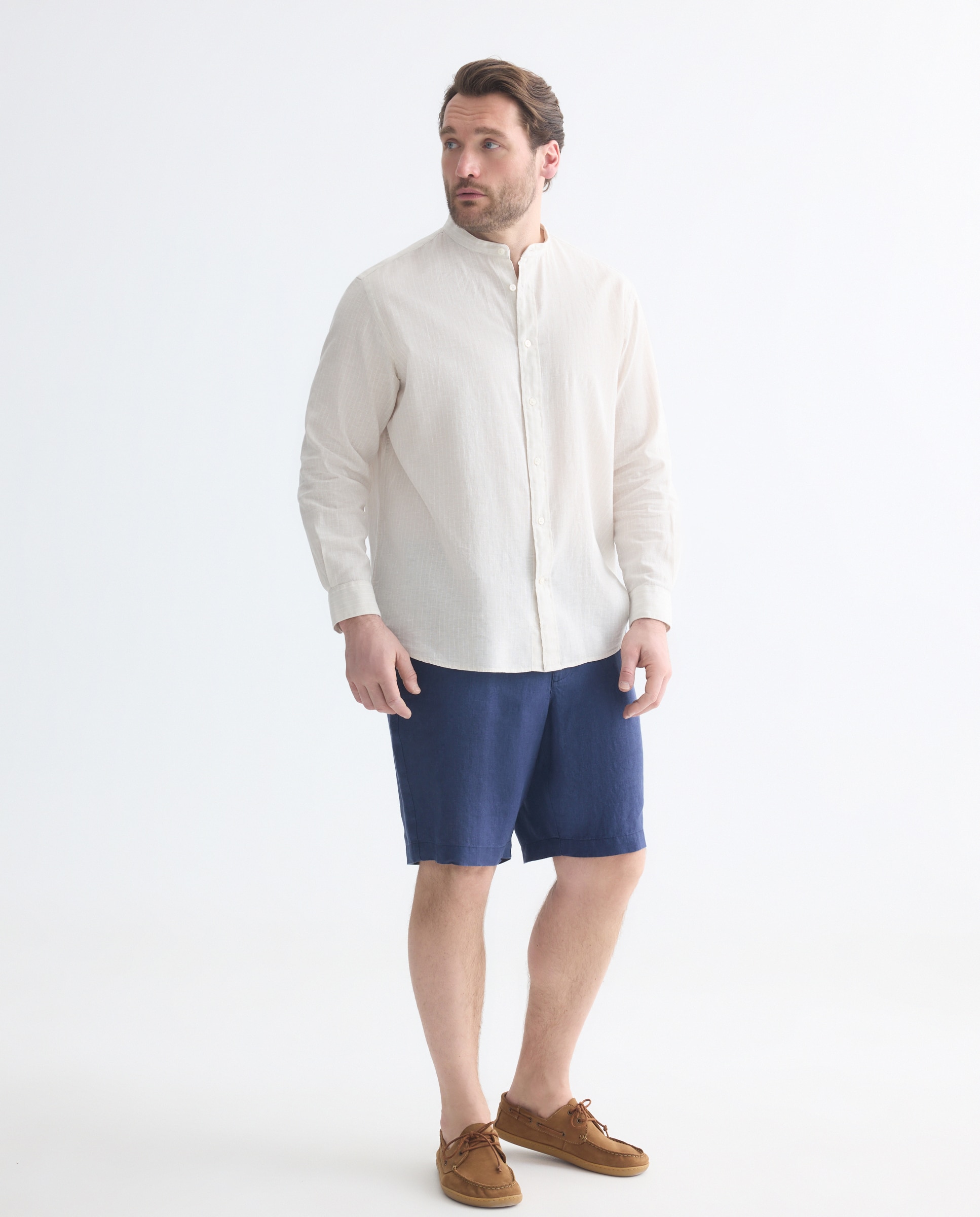 Camisa Casual às Riscas Tamanhos Grandes em Mistura de Linho com Manga Comprida e Gola à Padre Bege-2