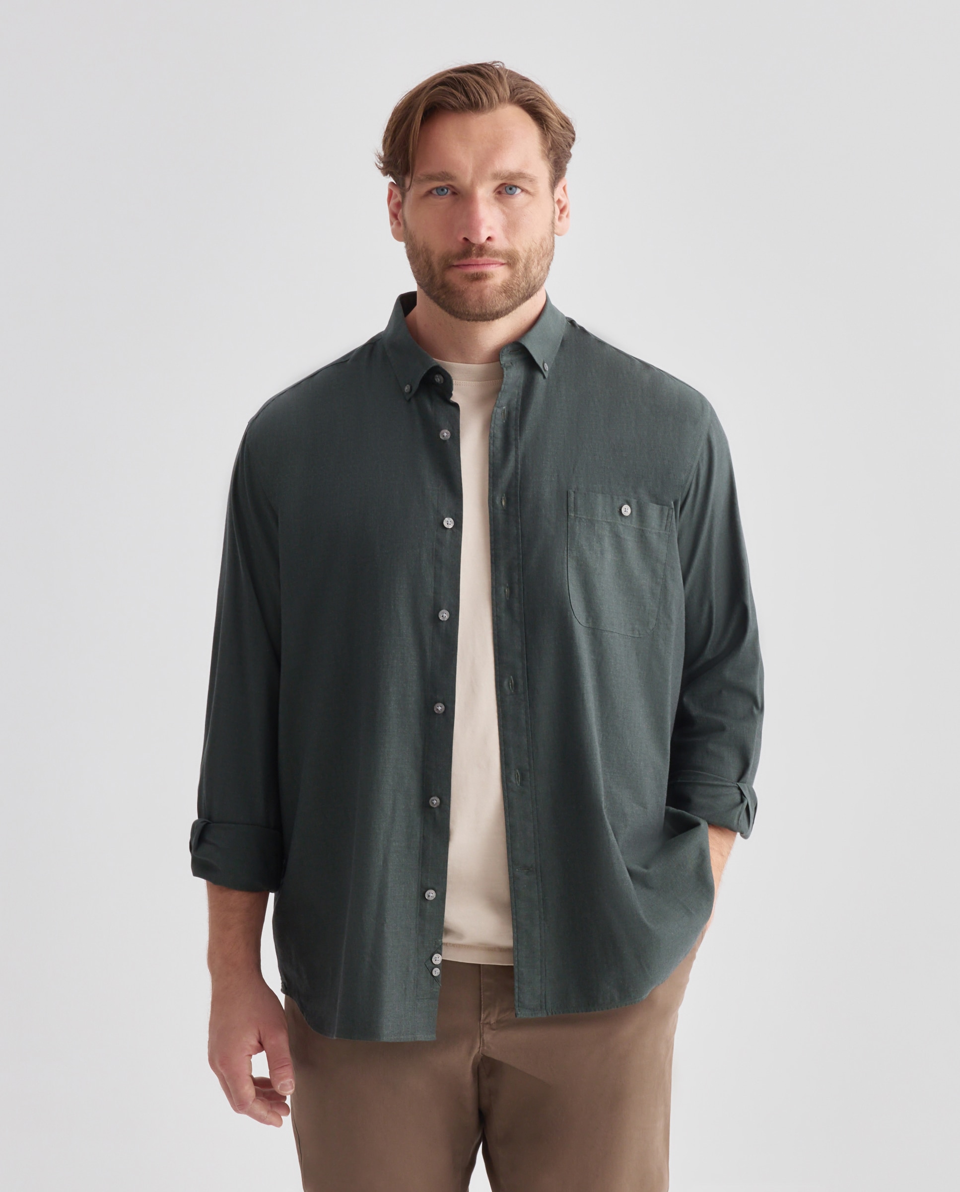 Imagen 0 de Camisa de twill algodón stretch liso. Verde