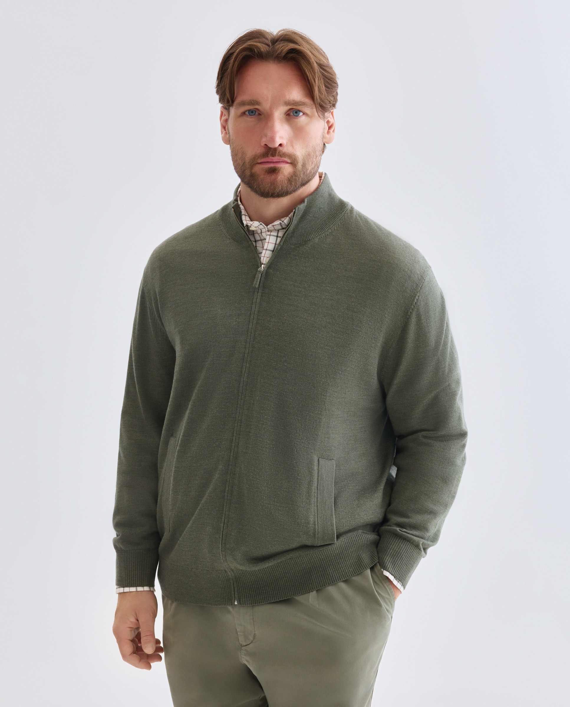 Imagen 0 de Cardigan cuello semicisne cremallera lavable 100% lana merino hombre Kaki