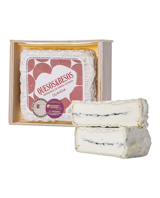 Queso de cabra de coagulación láctica madurado con mohos Olavidia Quesos & Besos 1