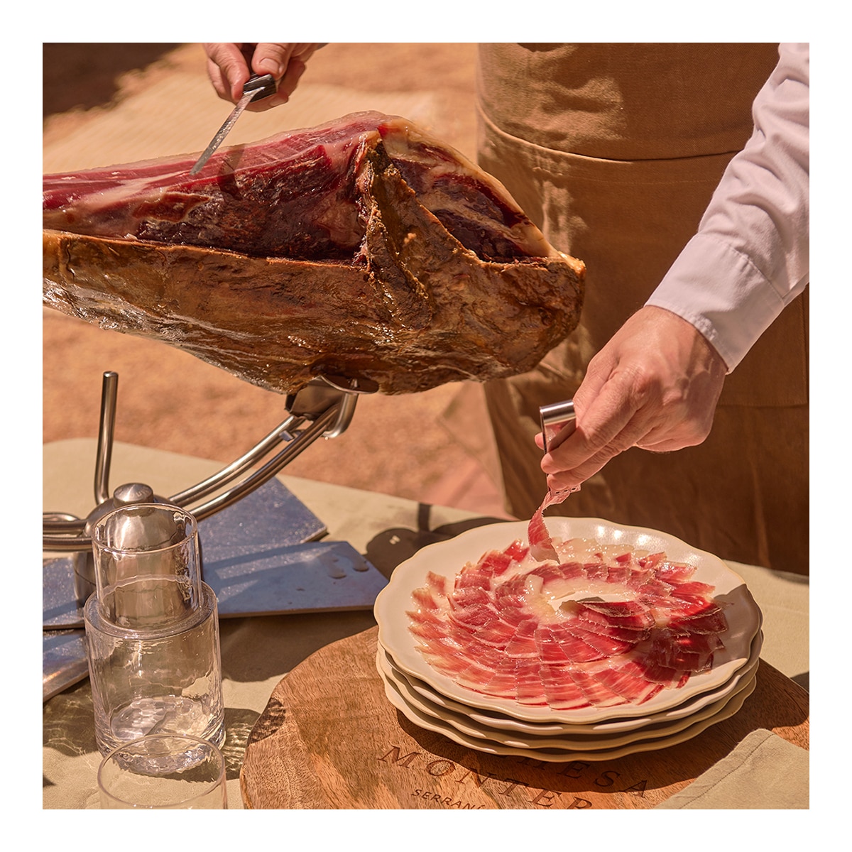 Imagen 5 de Jamón de bellota 100% Ibérico edición limitada Dehesa Monteros