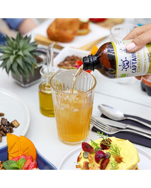 Kombucha con piña y melocotón Captain Kombucha 3
