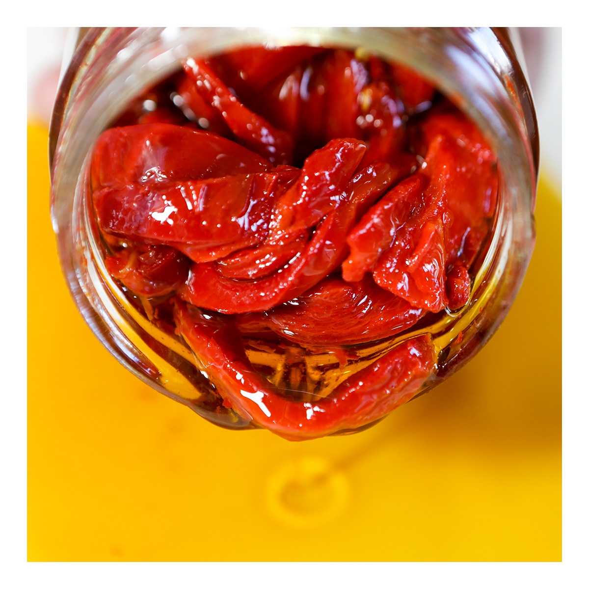 Pimientos rojos asados confitados en Aove Rufino 2