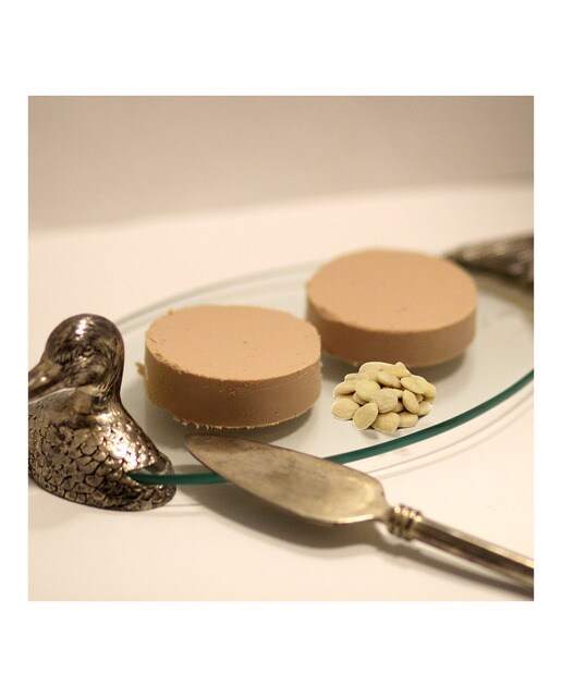 Block de foie gras de pato con almendras Katealde 2