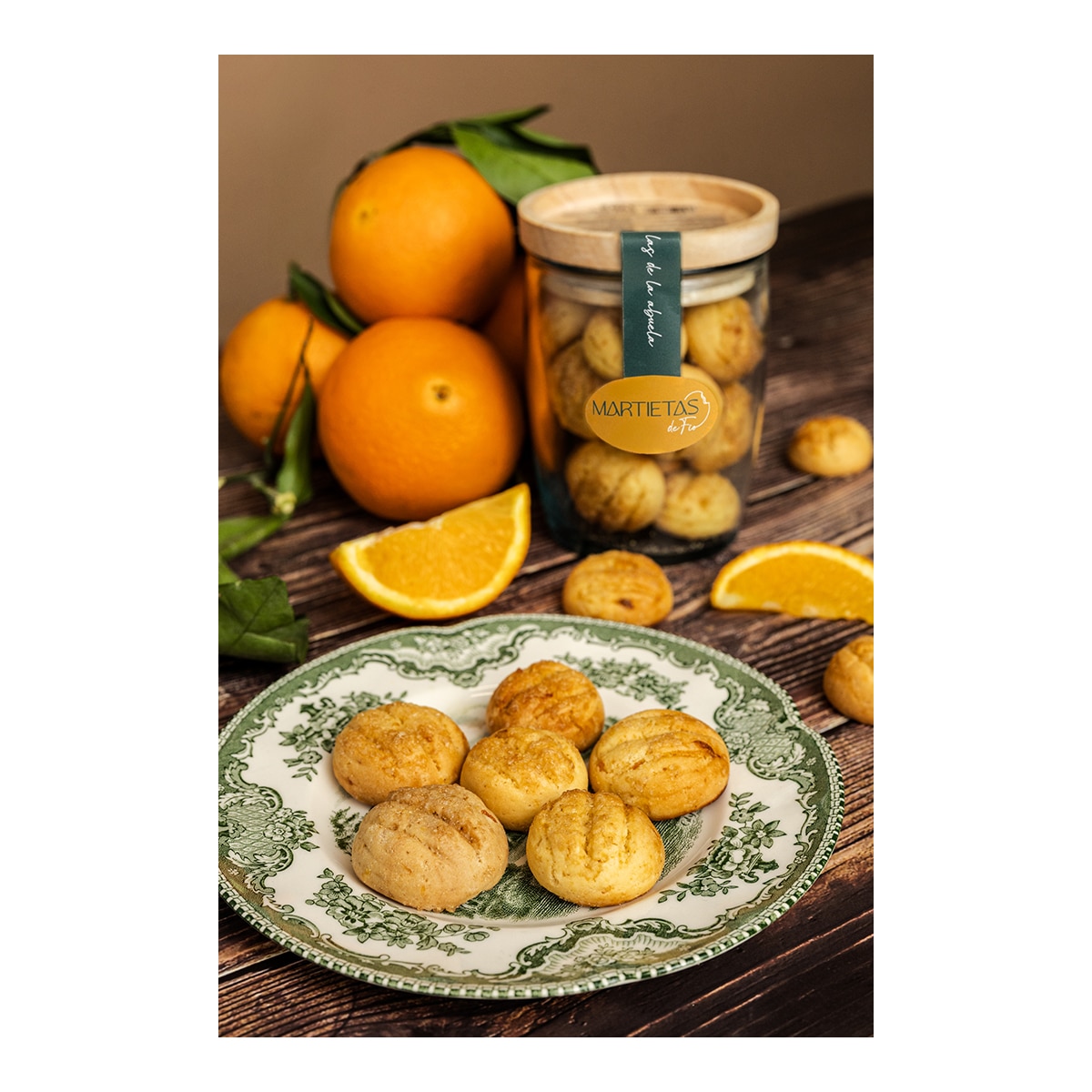 Galletas abizcochadas artesanales de naranja en bote vidrio reciclado y madera 5