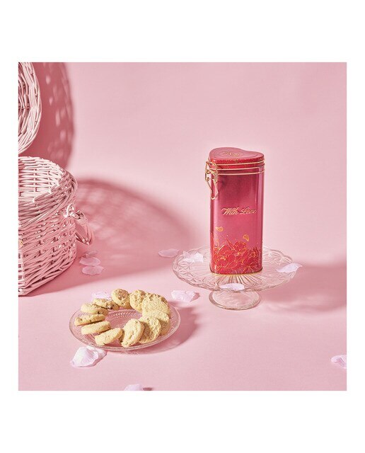 Galletas de fresa y chocolate blanco With Love Cartwright & Butler 3