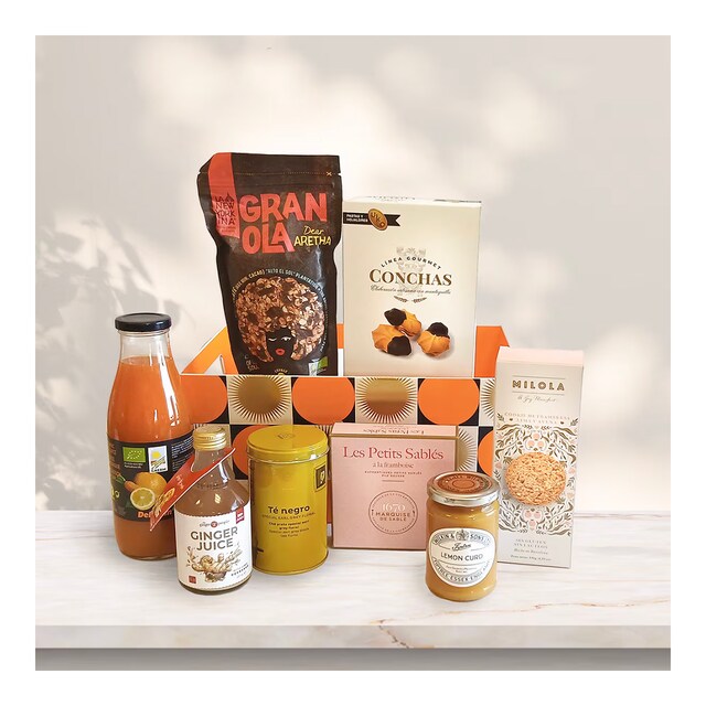 Imagen 0 de CESTA DESAYUNO ESPECIAL - Té rooibos, zumo bio y pastas