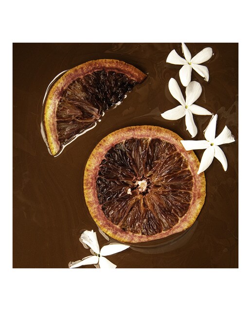 Tableta de chocolate con leche con naranja Sanguinelli y flor de azahar Utopick 3